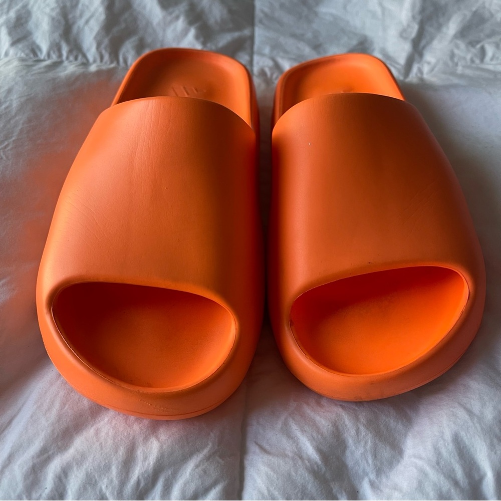 Yeezy Enflame Orange Slides
